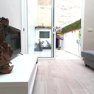 Appartement Mazi Chic, Badalona